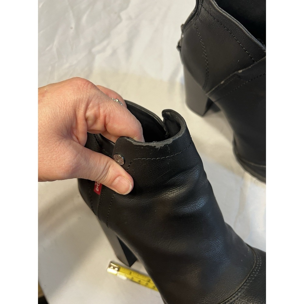 Levis Womens Black Ankle Boots Block Heel Lug Sole‎ Back Zip 52797801A 8.5 - Picture 9 of 15